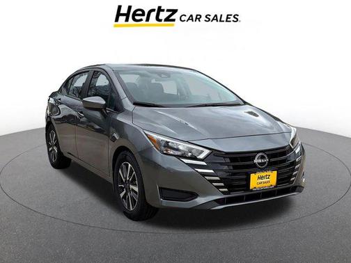 Gun Metallic 2025 Nissan Versa 1.6 SV