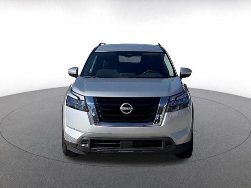 2025 Nissan Pathfinder SV FWD