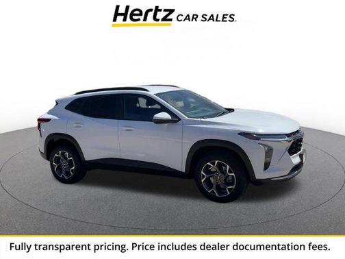 Summit White 2025 Chevrolet Trax LT
