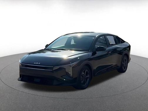 Aurora Black Pearl 2025 Kia K4 LXS