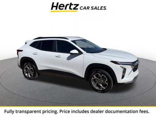 Summit White 2025 Chevrolet Trax LT