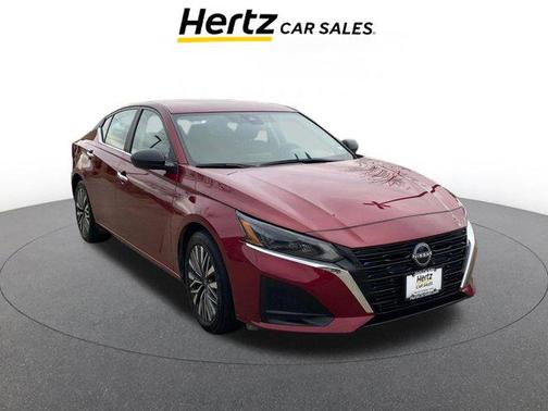 2025 Nissan Altima SV FWD