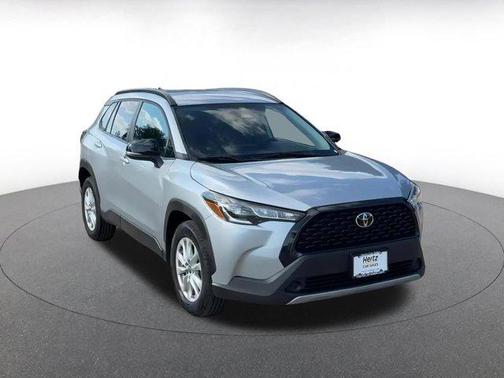 2025 Toyota Corolla Cross LE