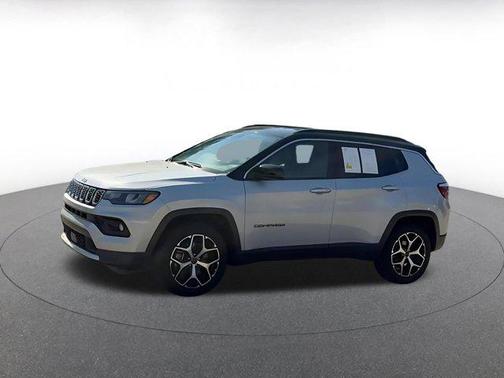 Silver Zynith Metallic Clearcoat 2025 Jeep Compass Limited
