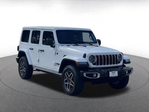 2025 Jeep Wrangler 4-Door Sahara 4x4