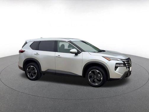 Brilliant Silver Metallic 2025 Nissan Rogue SV