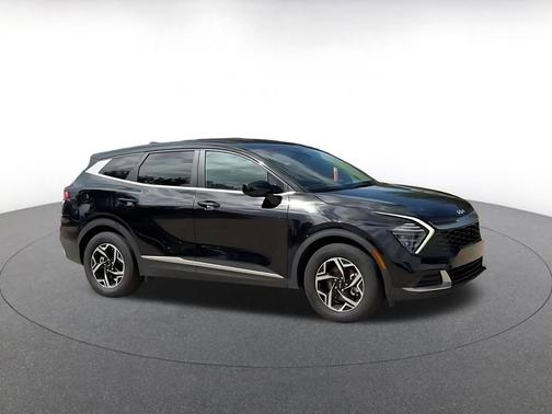 Ebony Black 2025 Kia Sportage LX