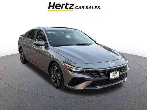 2025 Hyundai ELANTRA SEL