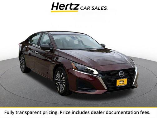 Garnet Pearl Metallic 2025 Nissan Altima SV FWD