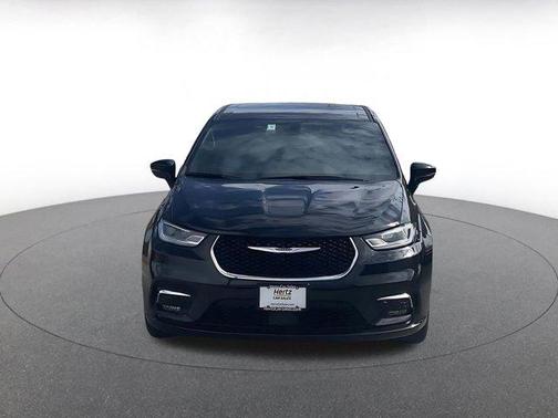 2025 Chrysler Pacifica L