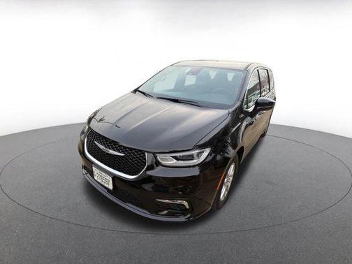 2025 Chrysler Pacifica L