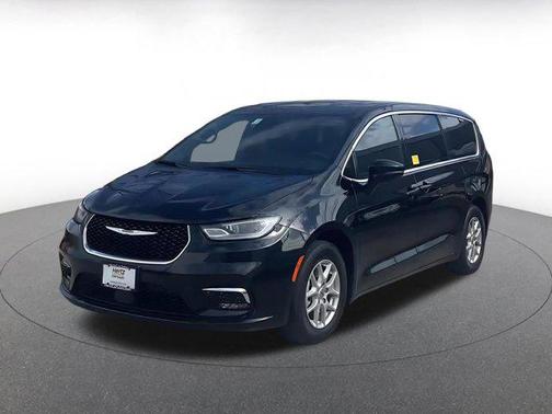 2025 Chrysler Pacifica L