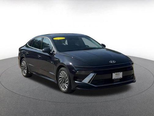 2024 Hyundai SONATA Hybrid SE