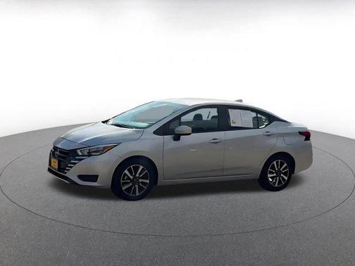 Brilliant Silver Metallic 2025 Nissan Versa 1.6 SV