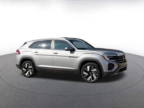 silver mist metallic 2026 Volkswagen Atlas Cross Sport 2.0T SE w/Technology 4MOTION