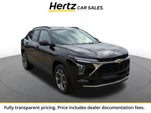 Mosaic Black Metallic 2025 Chevrolet Trax LT