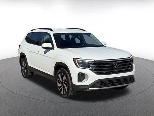 2025 Volkswagen Atlas 2.0T SE w/Technology 4MOTION