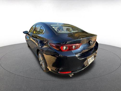 2025 Mazda Mazda3 FWD w/Preferred Package