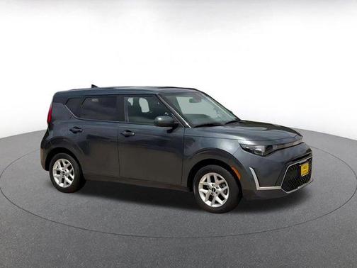 Gravity Gray 2025 Kia Soul LX