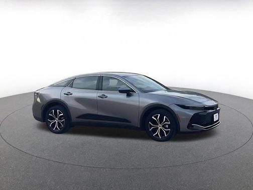 2025 Toyota Crown XLE