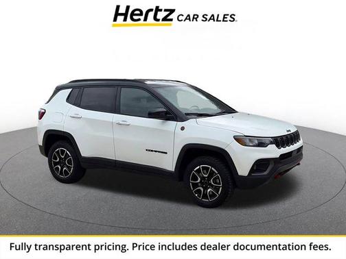 Bright White Clearcoat 2025 Jeep Compass Trailhawk