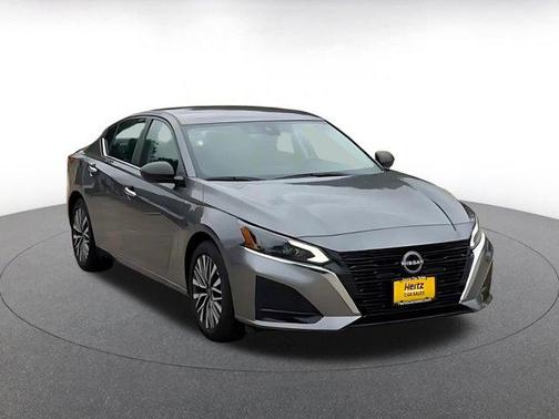 Gun Metallic 2025 Nissan Altima SV FWD