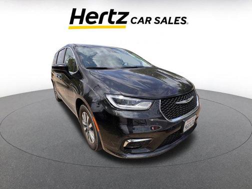 2023 Chrysler Pacifica Hybrid Touring L