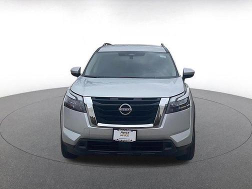 2025 Nissan Pathfinder SV FWD