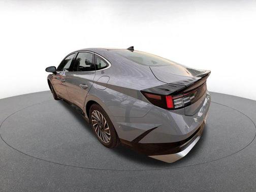 2024 Hyundai SONATA Hybrid SE
