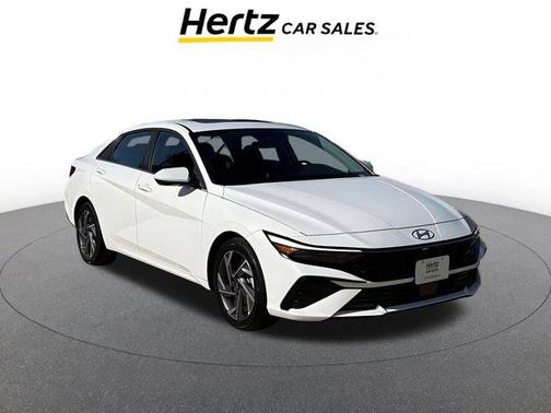 2025 Hyundai ELANTRA SEL