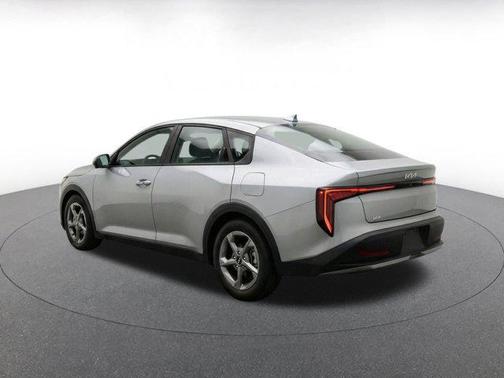 Steel Gray 2025 Kia K4 LXS