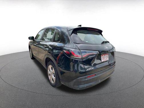 Crystal Black Pearl 2025 Honda HR-V LX