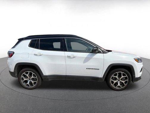 Bright White Clearcoat 2025 Jeep Compass Limited