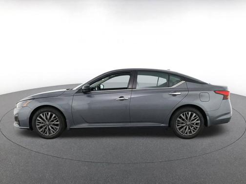 Gun Metallic 2025 Nissan Altima SV FWD