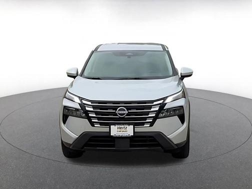 Brilliant Silver Metallic 2025 Nissan Rogue SV