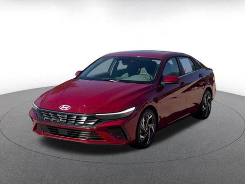 2025 Hyundai ELANTRA SEL