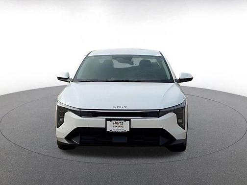 Snow White Pearl 2025 Kia K4 LXS