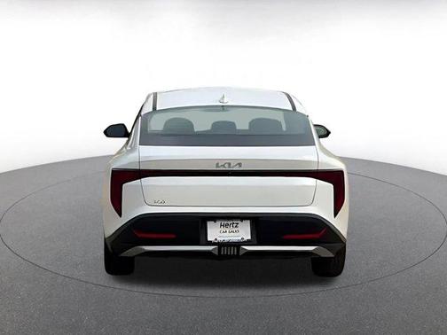 Snow White Pearl 2025 Kia K4 LXS