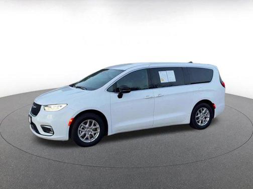 2025 Chrysler Pacifica L