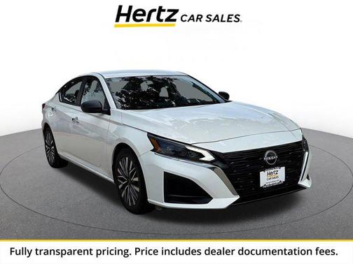 Glacier White 2025 Nissan Altima SV FWD