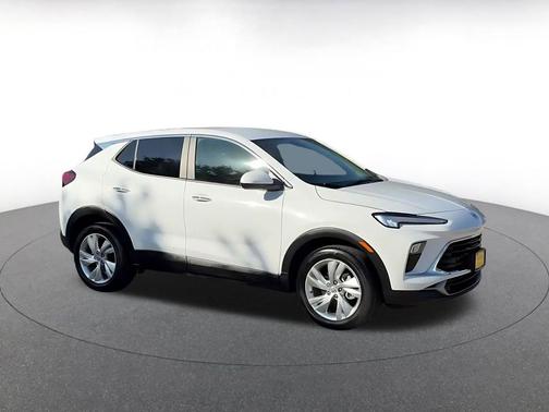 Summit White 2025 Buick Encore GX Preferred
