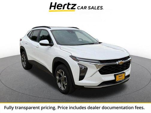 Summit White 2025 Chevrolet Trax LT