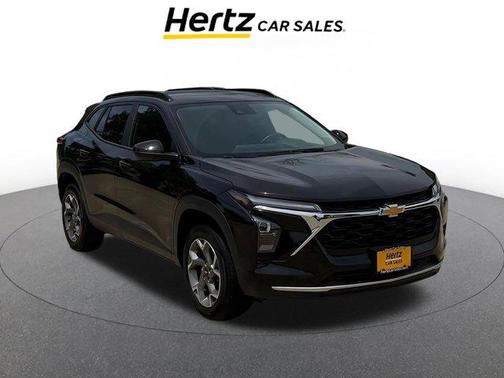 Mosaic Black Metallic 2025 Chevrolet Trax LT