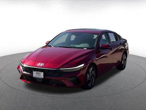 2025 Hyundai ELANTRA SEL