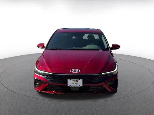 2025 Hyundai ELANTRA SEL