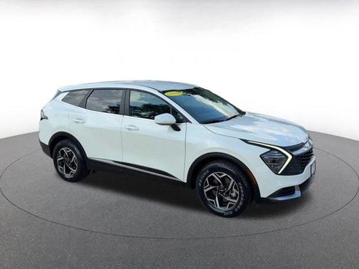 2024 Kia Sportage LX
