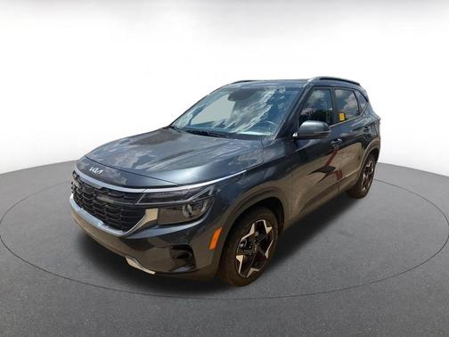 Gravity Gray 2025 Kia Seltos S