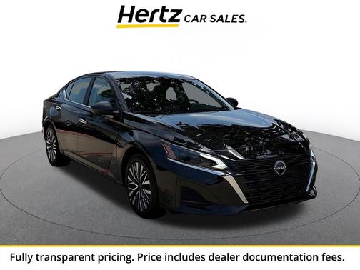 Super Black 2025 Nissan Altima SV FWD