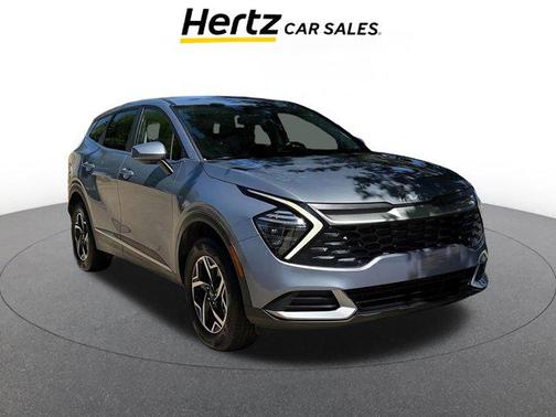 Everlasting Silver 2025 Kia Sportage LX