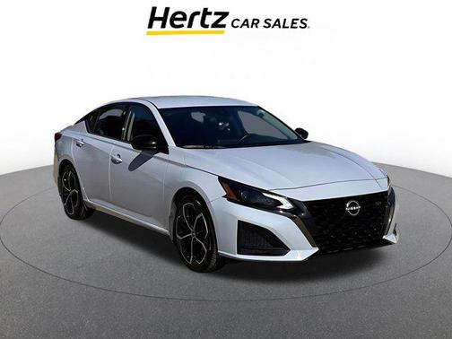 2025 Nissan Altima SR FWD